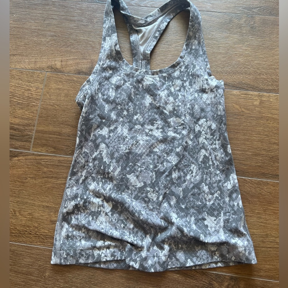 Lululemon Tank